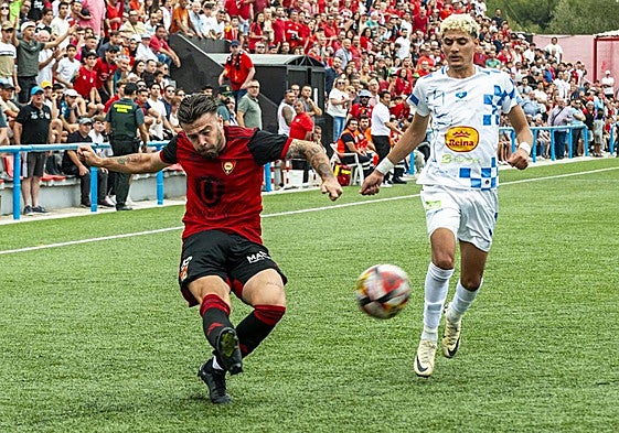 El Cieza accede a las semifinales del 'playoff' tras eliminar al Caravaca, en imágenes