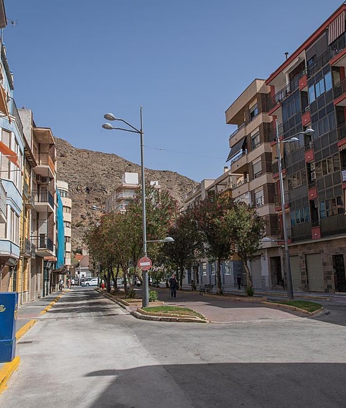 Imagen secundaria 2 - Aspecto actual que presenta El Paseo