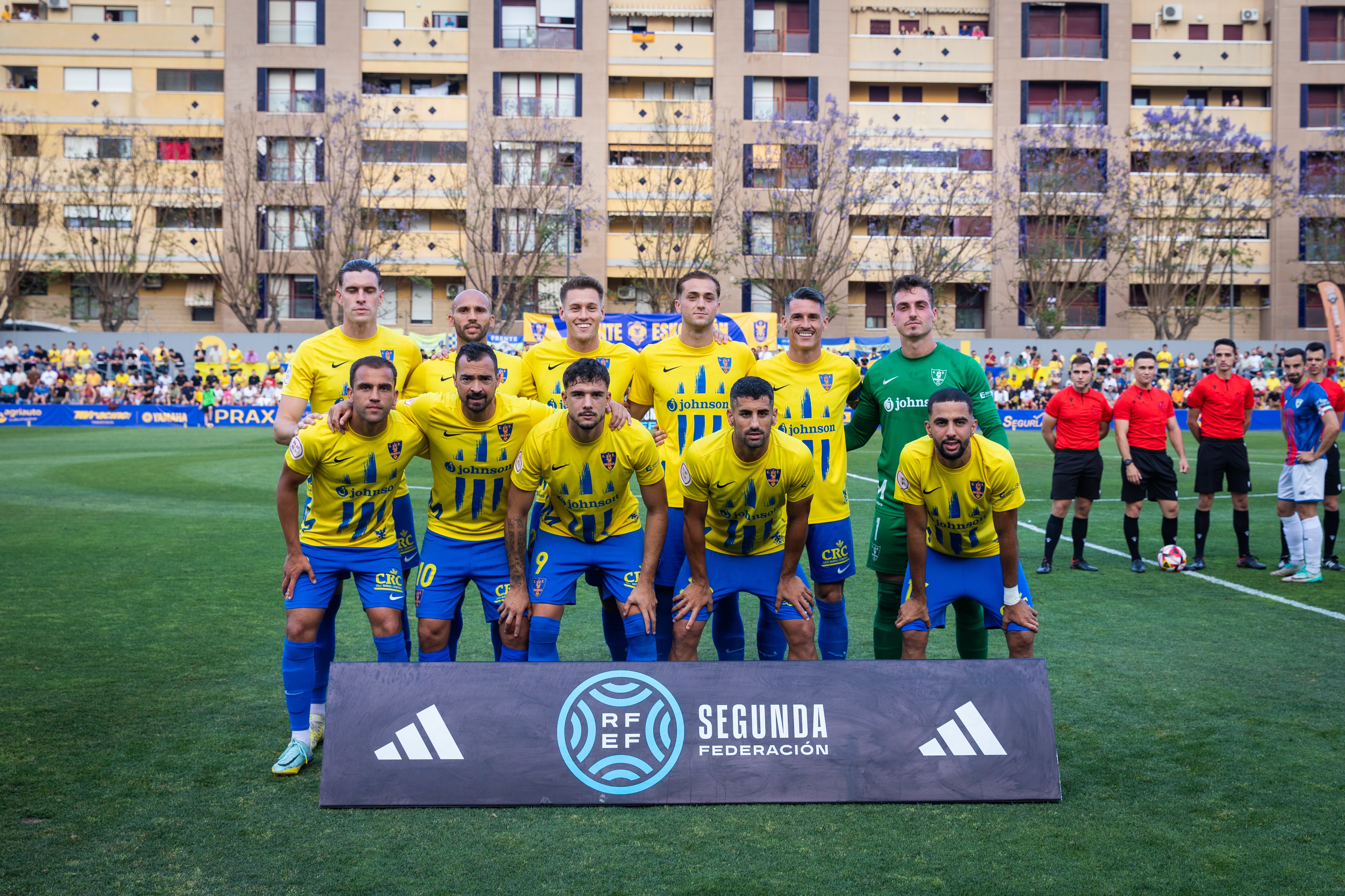 Las imágenes del partido entre el Orihuela y el Barakaldo en Los Arcos