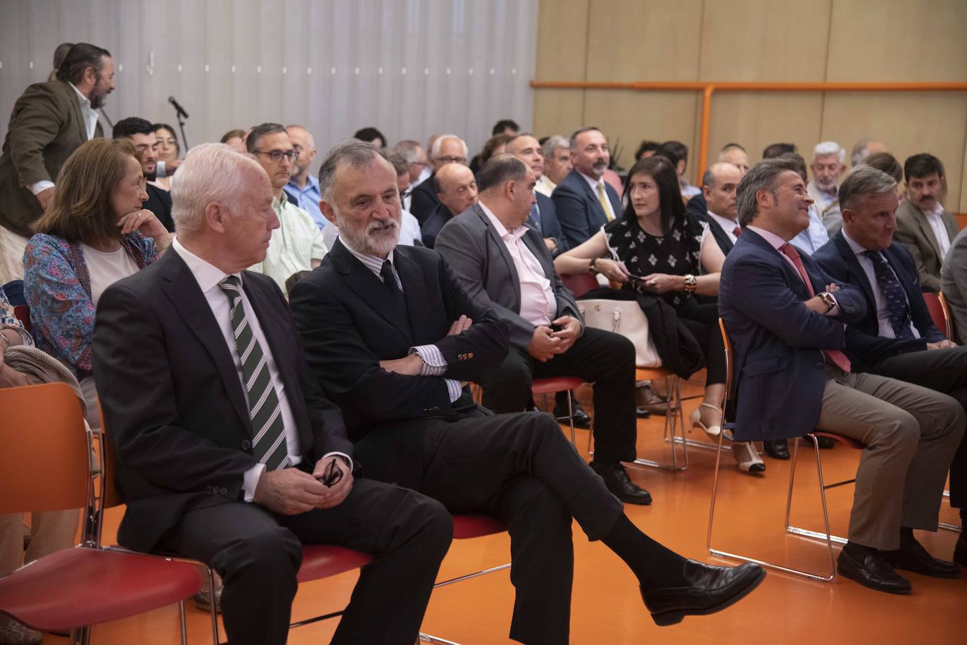 En imágenes, el II Aula de Seguridad y Fuerzas Armadas de LA VERDAD