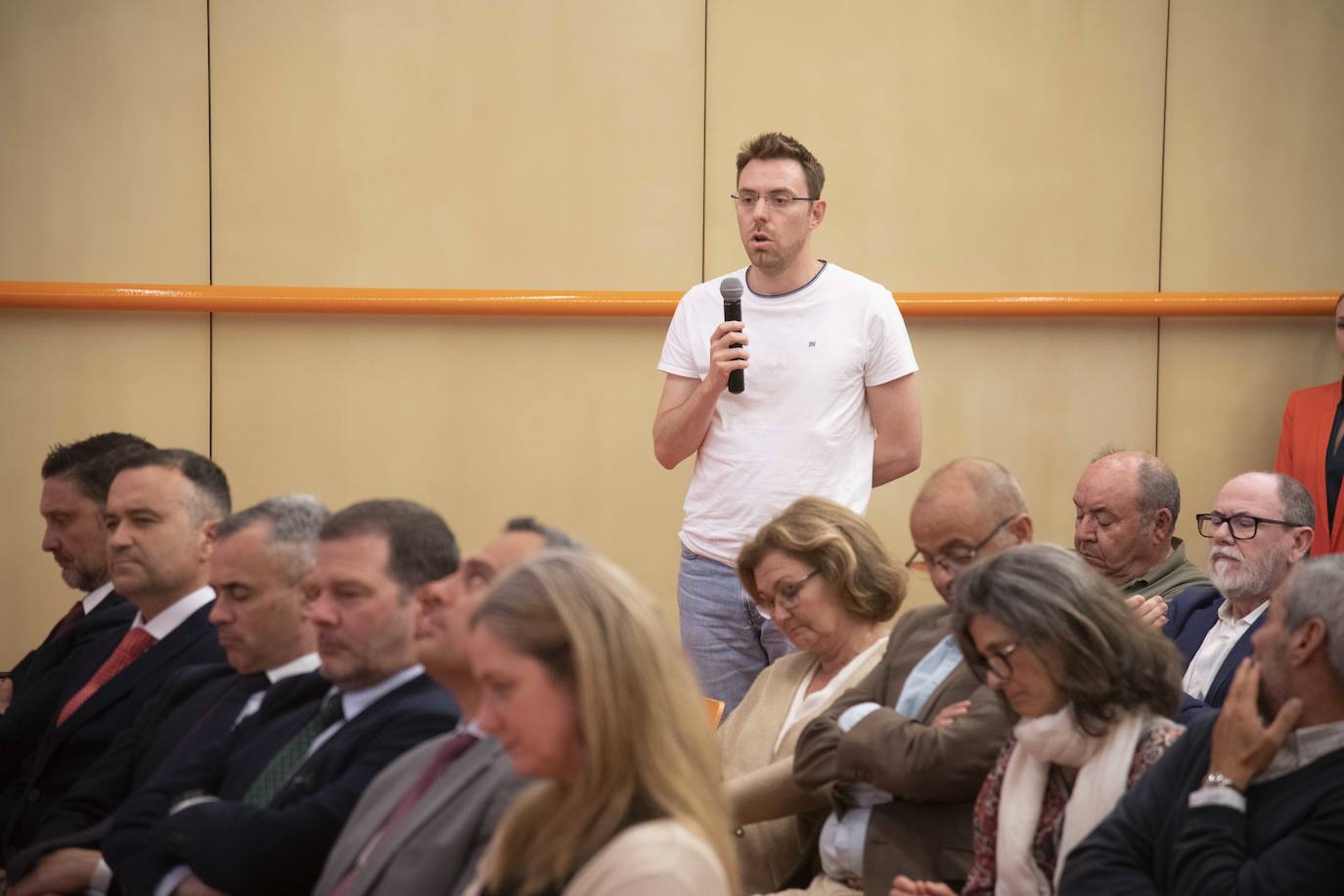 En imágenes, el II Aula de Seguridad y Fuerzas Armadas de LA VERDAD