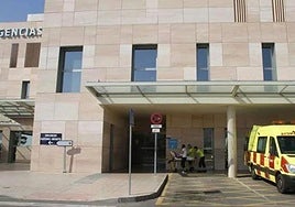 La fachada del hospital Santa Lucía de Cartagena.