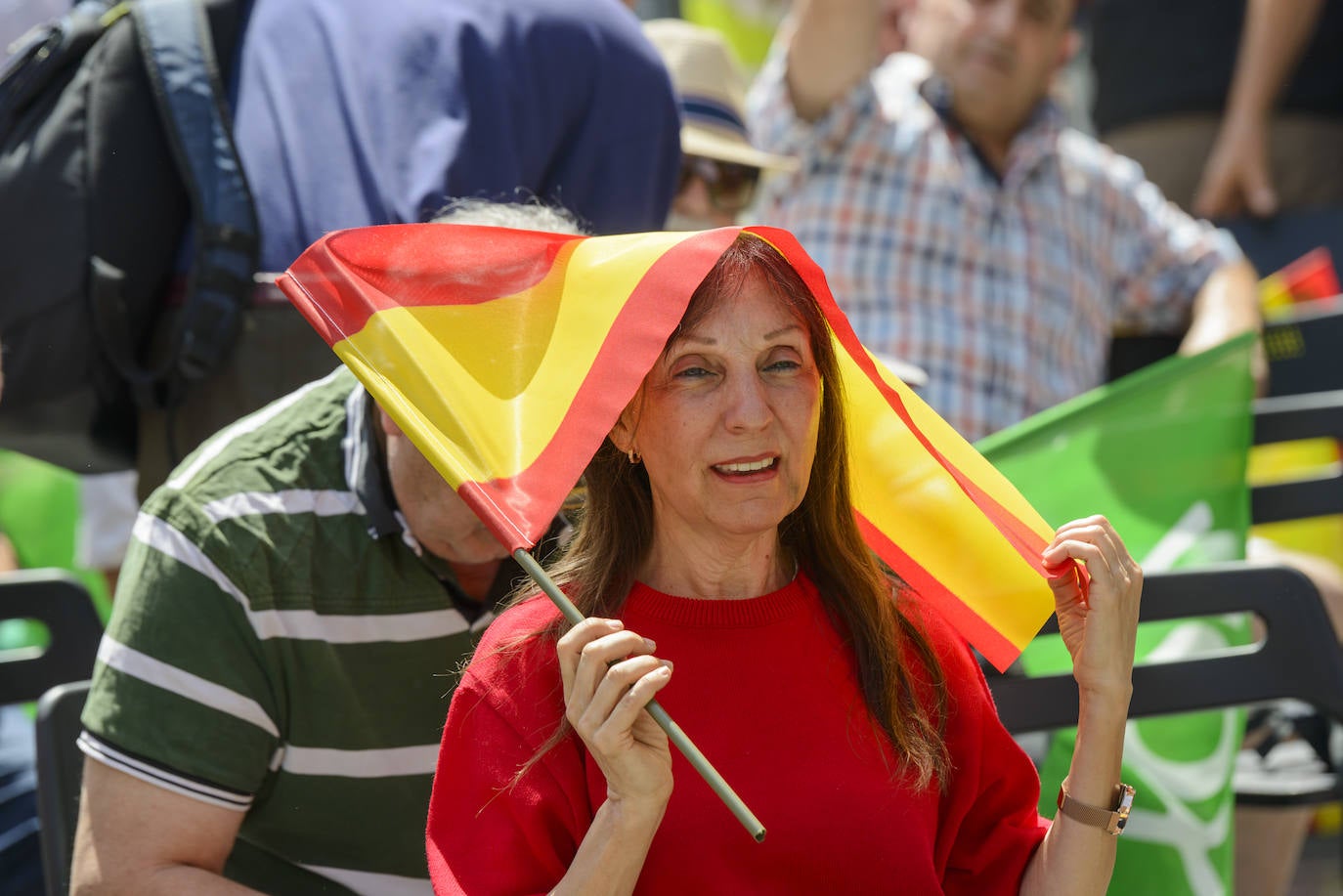 El acto electoral de Vox con Abascal y Buxadé en Murcia, en imágenes