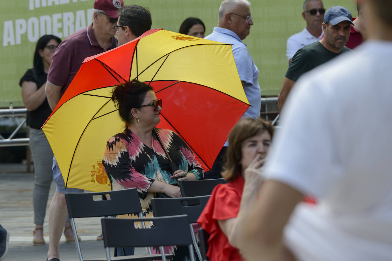 El acto electoral de Vox con Abascal y Buxadé en Murcia, en imágenes