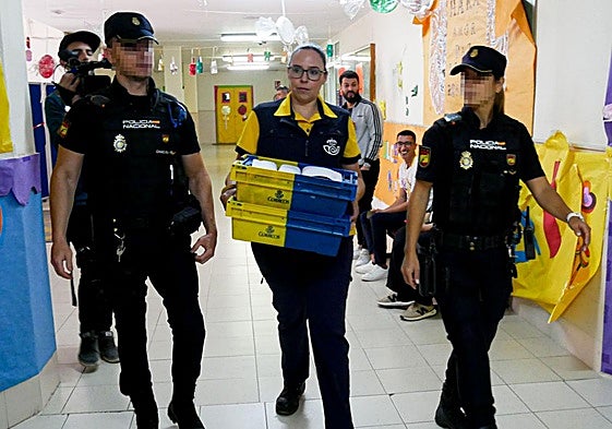 Dispositivo de Seguridad en un colegio electoral durante las pasadas elecciones de mayo.