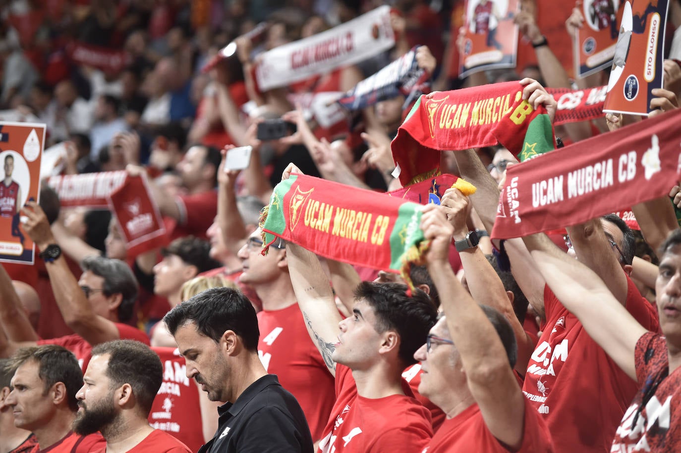 Las imágenes de la afición en el partido UCAM Murcia-Unicaja