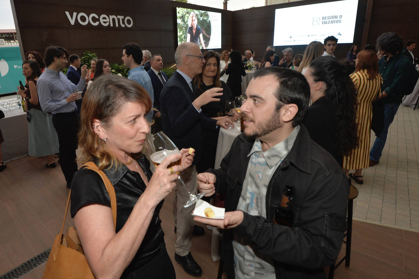 Las imágenes del cóctel de la presentación de la revista &#039;Región de Talentos&#039;