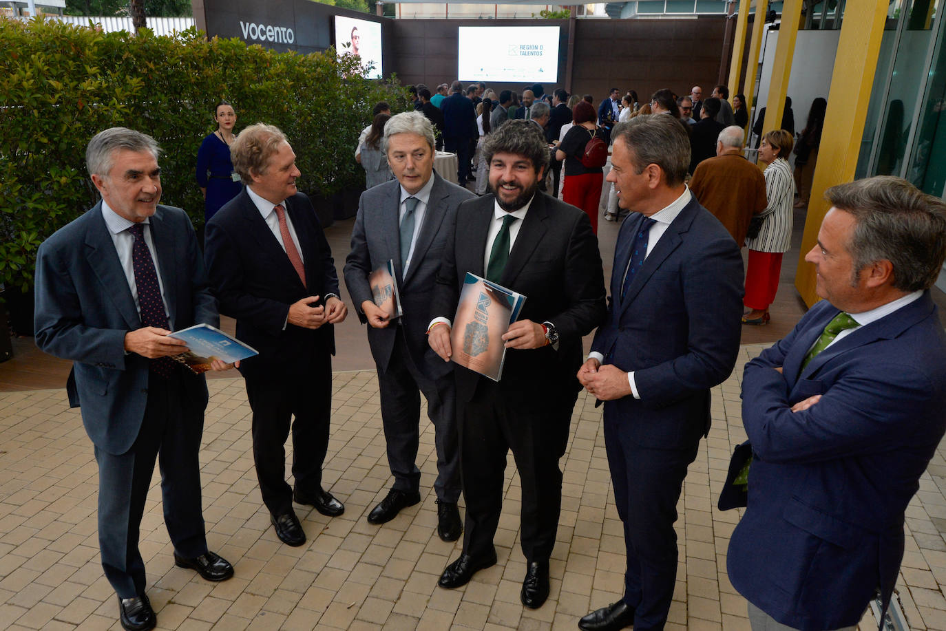 Las imágenes del cóctel de la presentación de la revista &#039;Región de Talentos&#039;