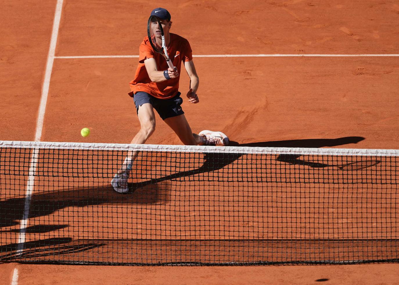 La victoria de Carlos Alcaraz ante Sinner en Roland Garros, en imágenes