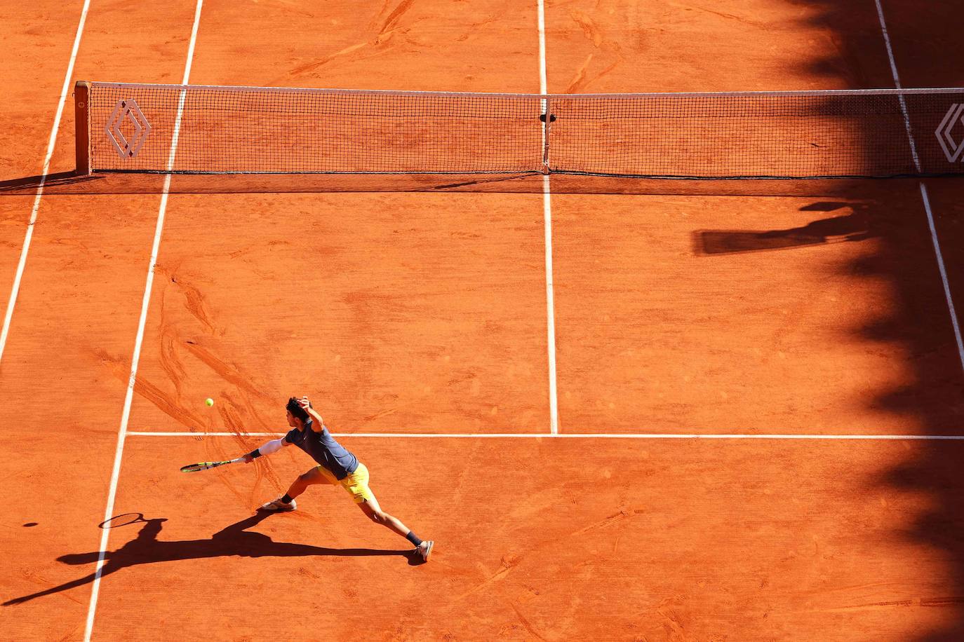 La victoria de Carlos Alcaraz ante Sinner en Roland Garros, en imágenes