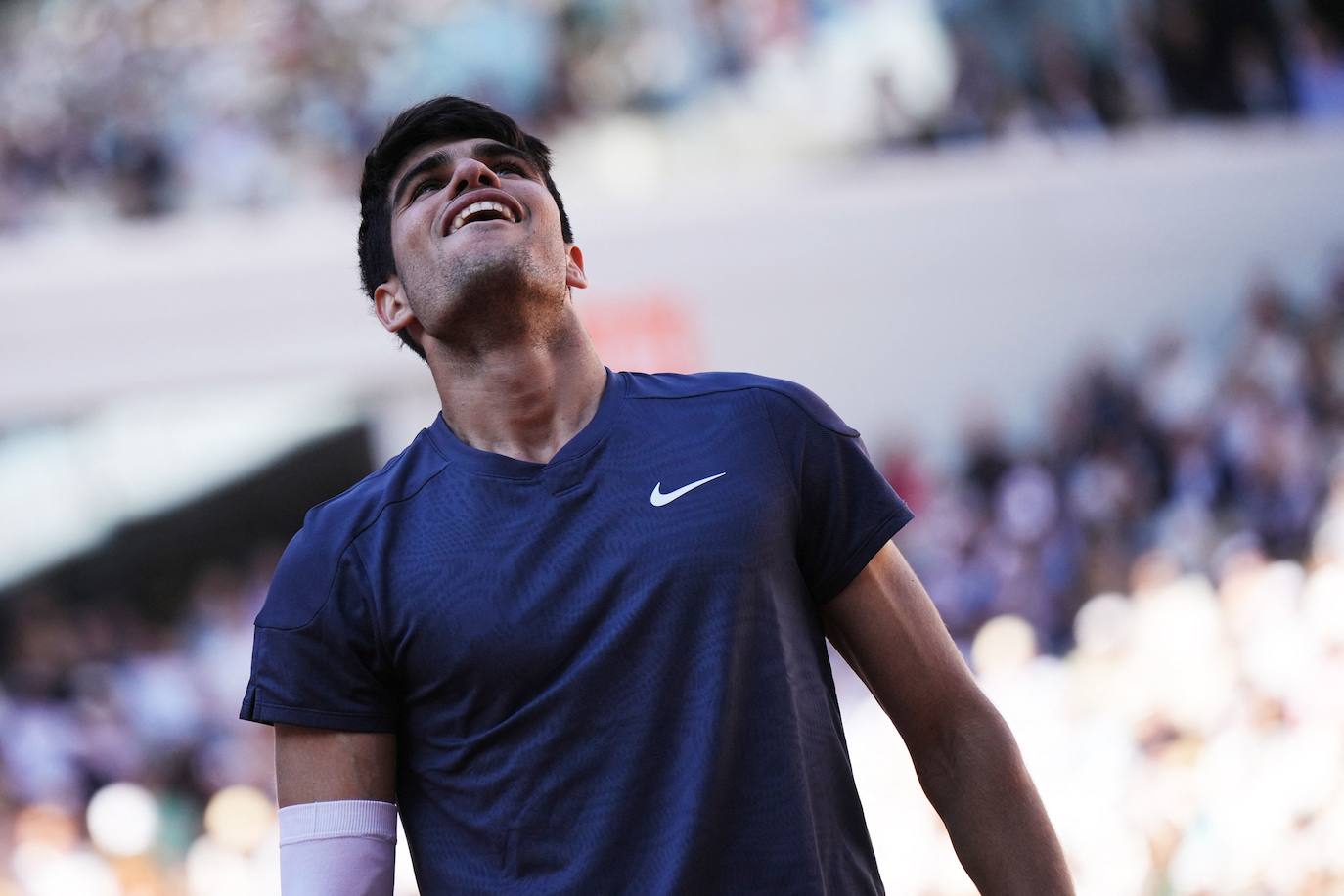 La victoria de Carlos Alcaraz ante Sinner en Roland Garros, en imágenes