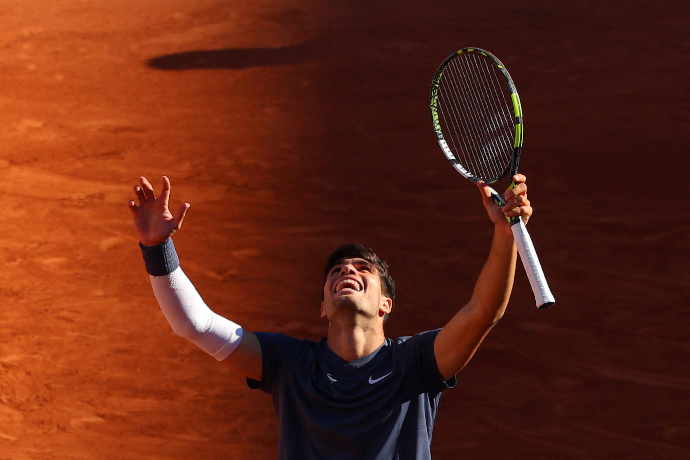 La victoria de Carlos Alcaraz ante Sinner en Roland Garros, en imágenes