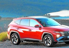 Hyundai ha renovado el aspecto exterior del Tucson, manteniendo la esencia y personalidad del modelo.