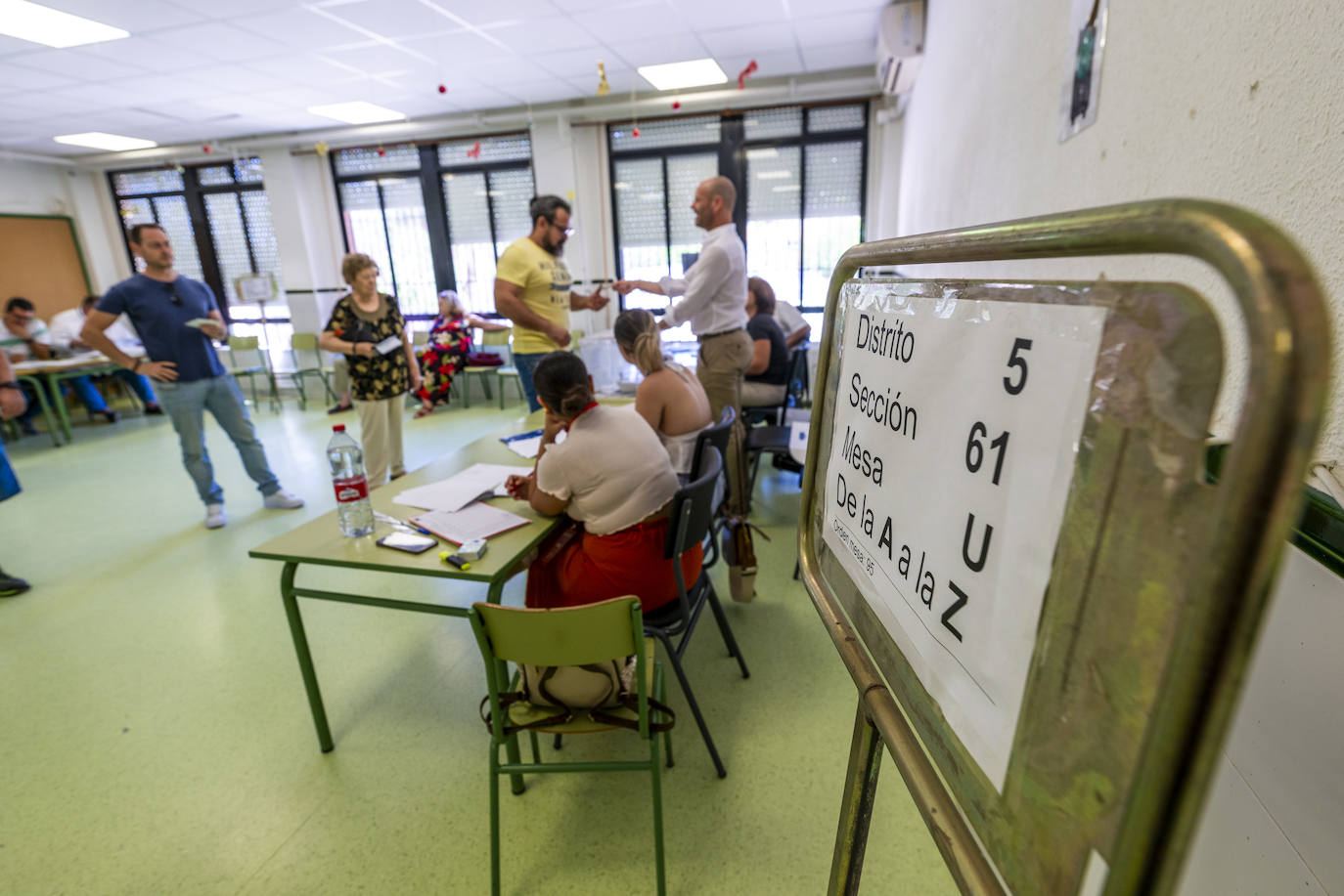 Las elecciones europeas en la Región de Murcia, en imágenes