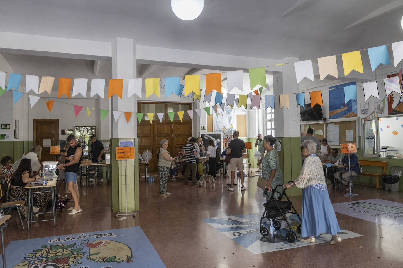 Las elecciones europeas en la Región de Murcia, en imágenes