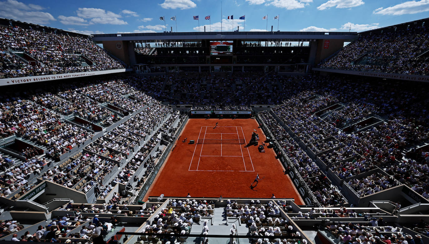 La final de Roland Garros entre Carlos Alcaraz y Alexander Zverev, en imágenes