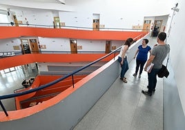 Instalaciones de la Escuela Oficial de Idiomas de Murcia, en una foto de archivo.