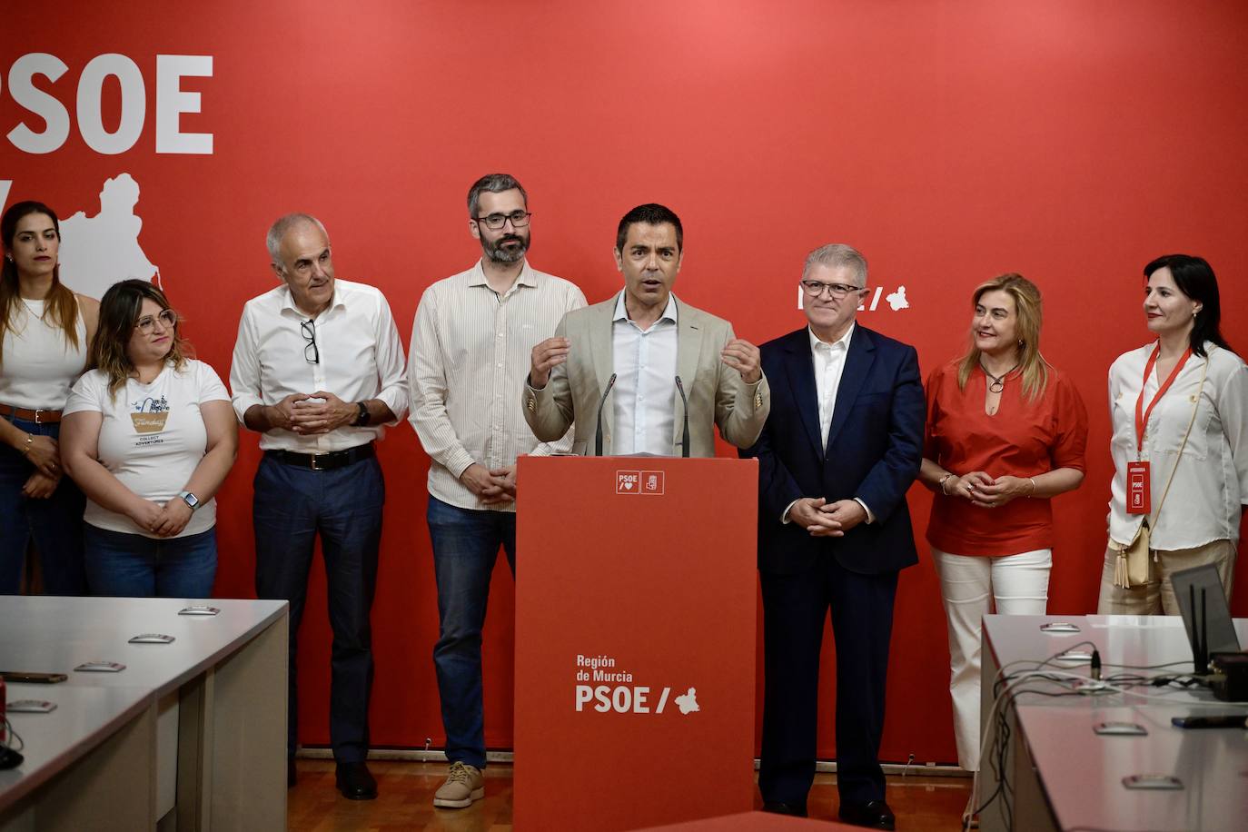 Las imágenes de la derrota del PSOE en las elecciones europeas