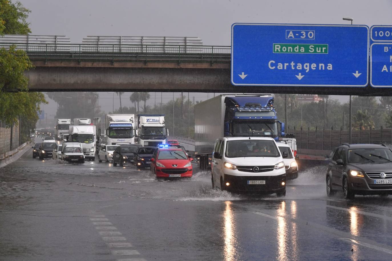 Las inundaciones por la lluvia en Murcia, en imágenes