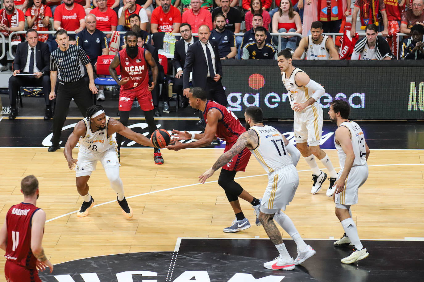 Las imágenes del UCAM-Real Madrid (73-84)