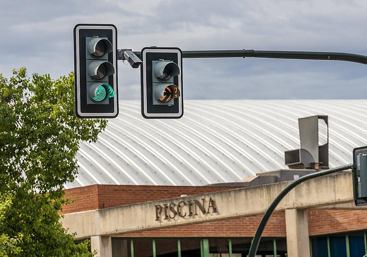 Una de las nuevas cámaras con de analítica avanzada instaladas en la ciudad, en este caso en el barrio del Infante.