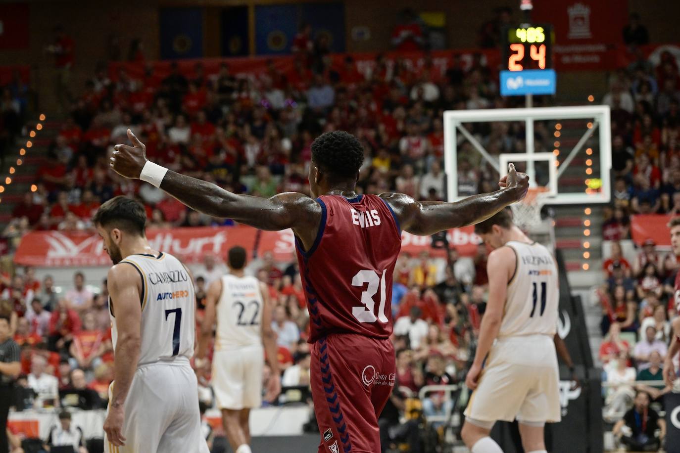 Las imágenes del UCAM-Real Madrid (73-84)