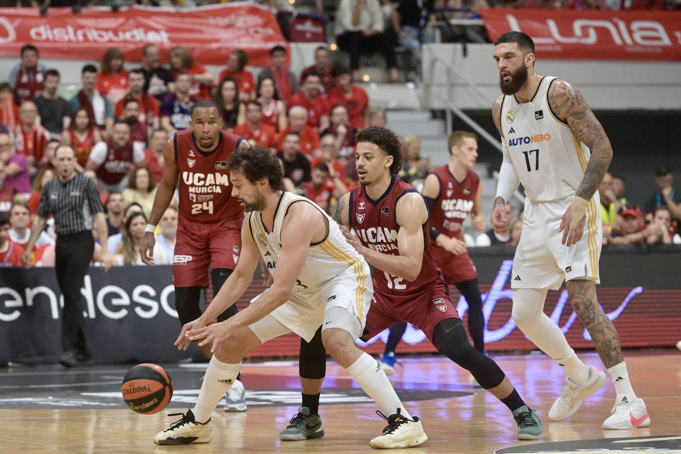 Las imágenes del UCAM-Real Madrid (73-84)