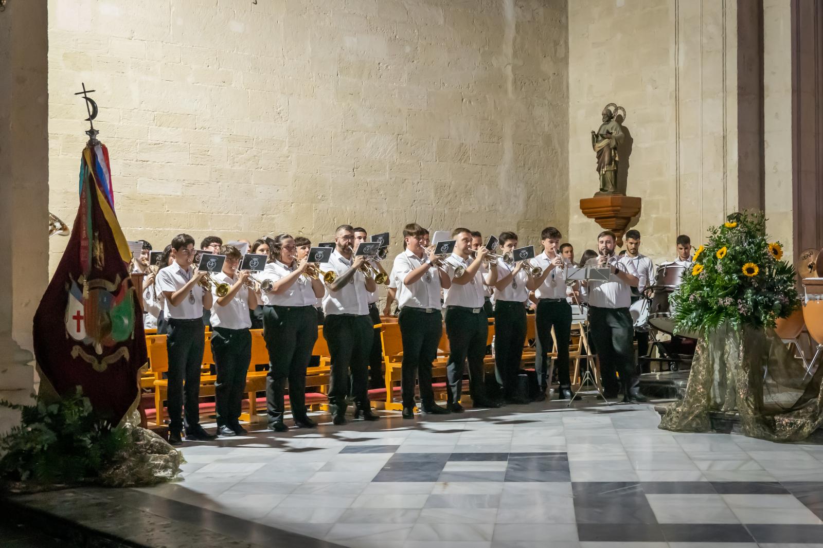 Las imágenes de la gala del 50 aniversario de los Moros y Cristianos de Orihuela
