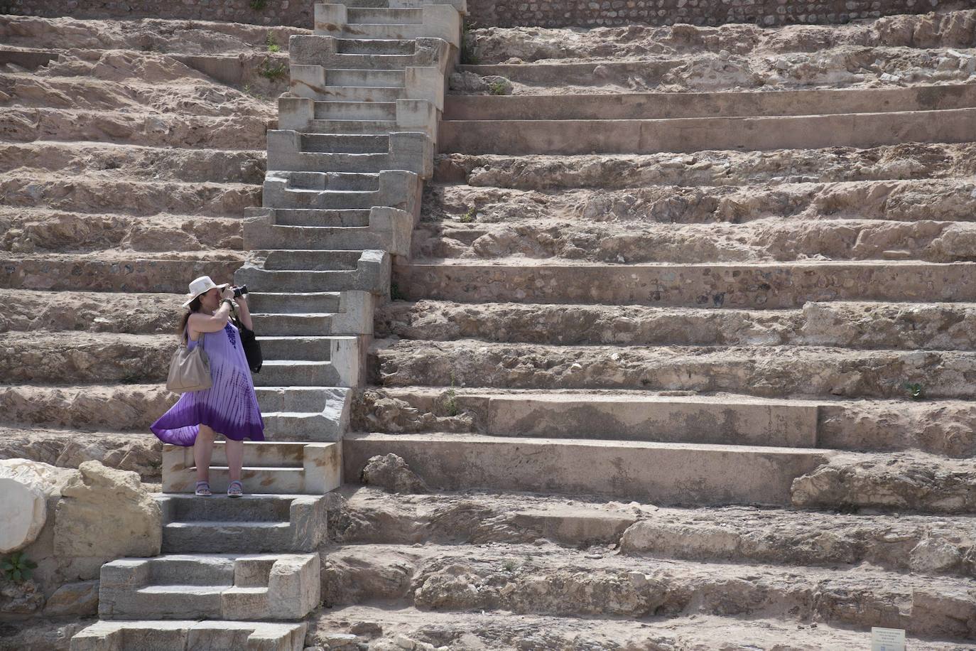 Las imágenes de las visitas arqueológicas en Cartagena