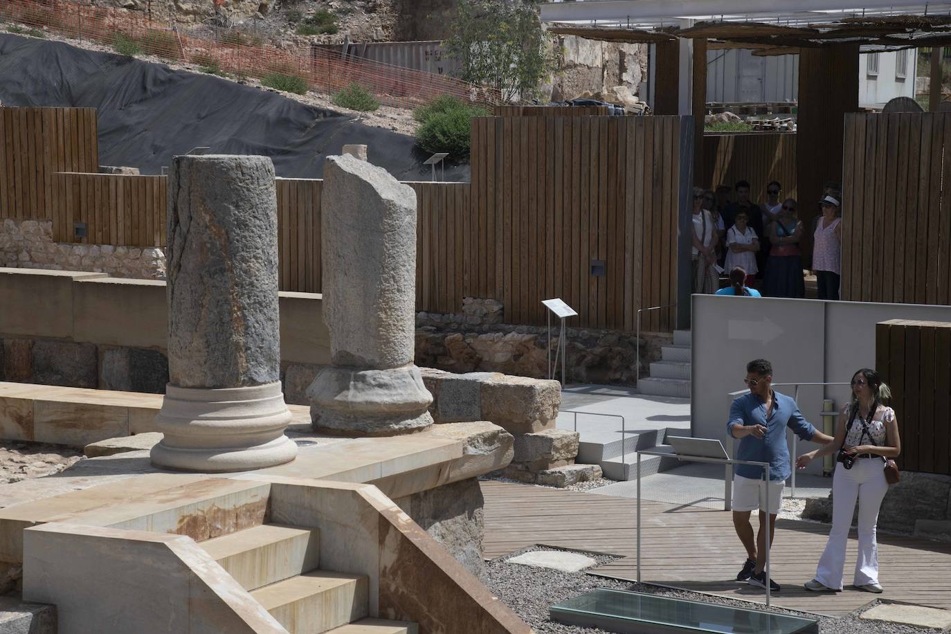 Las imágenes de las visitas arqueológicas en Cartagena