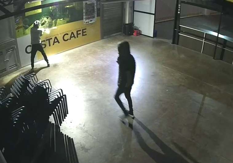 Imagen de una cámara de seguridad en uno de los asaltos.