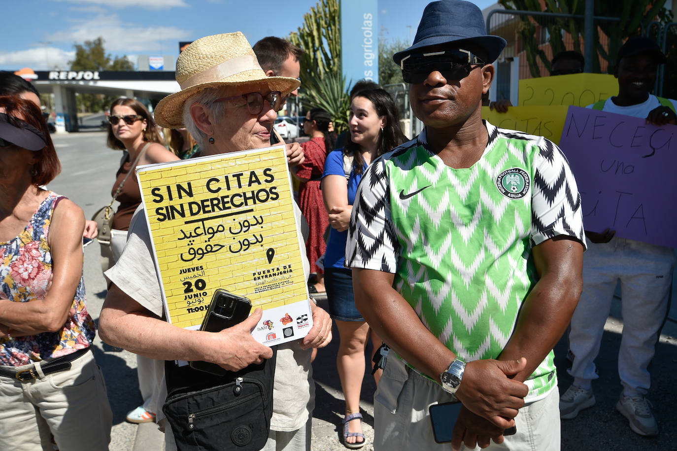 Concentración en favor del derecho de asilo en Murcia