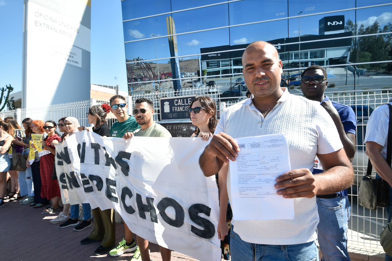 Concentración en favor del derecho de asilo en Murcia