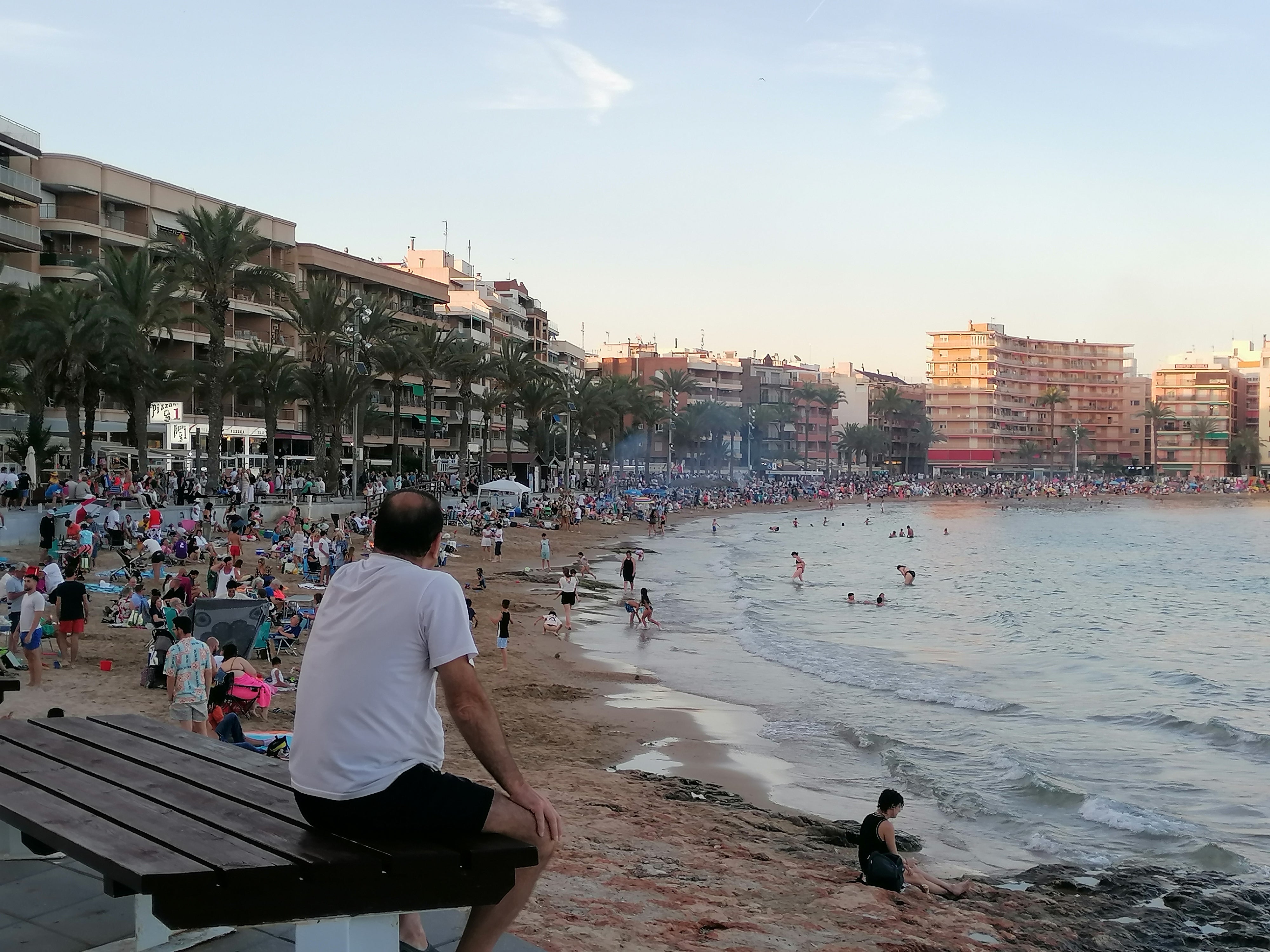 Las imágenes de las hogueras de San Juan en Torrevieja