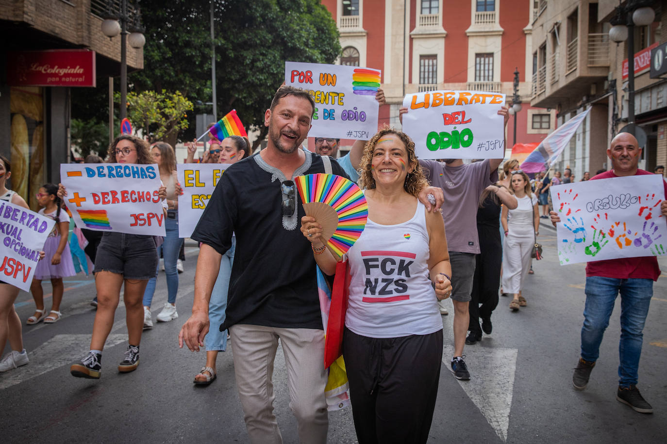 Las imágenes de la marcha del Orgullo LGTBI en Orihuela