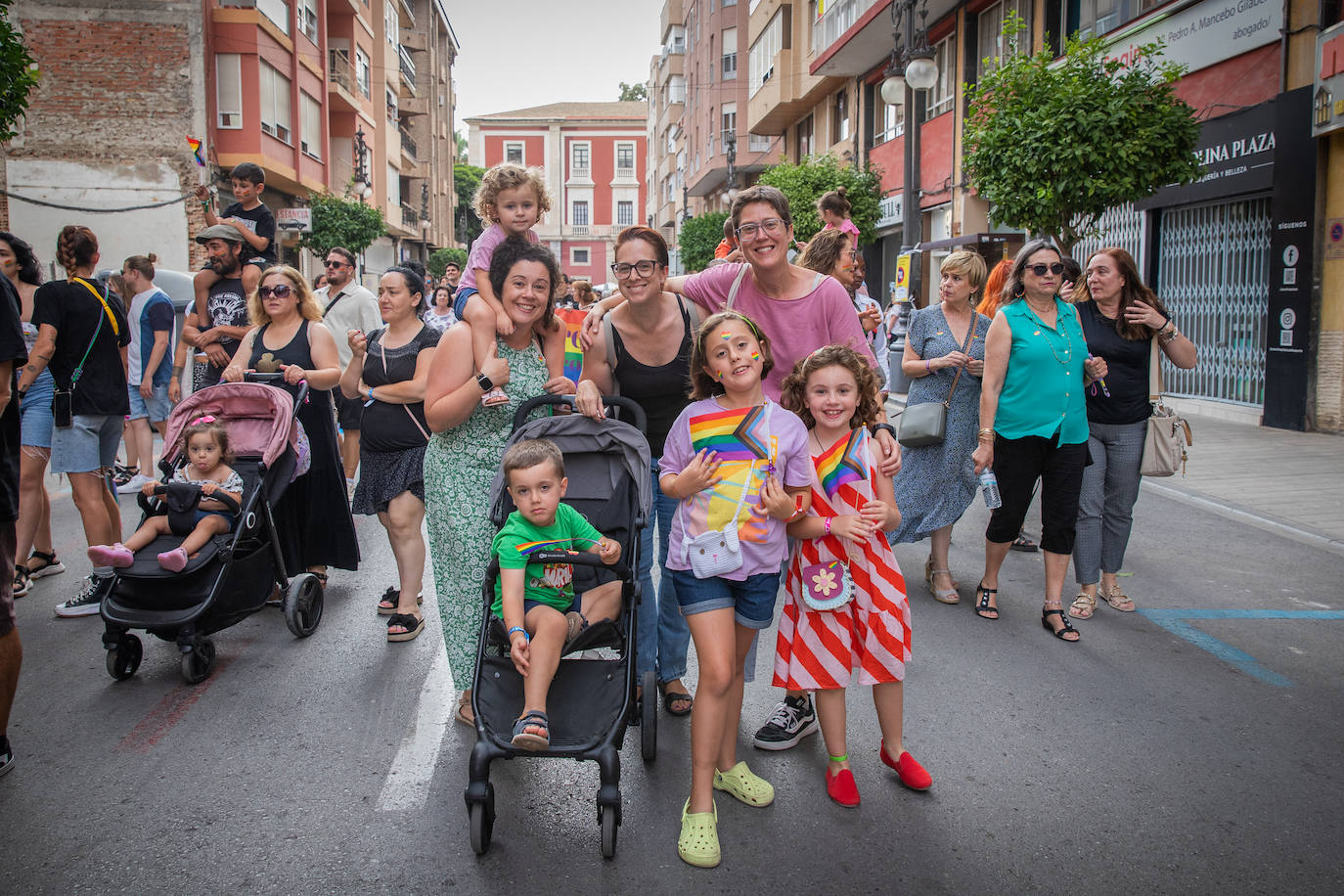 Las imágenes de la marcha del Orgullo LGTBI en Orihuela