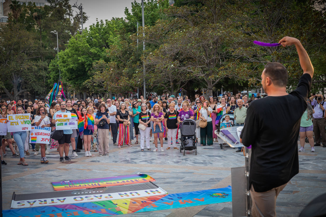 Las imágenes de la marcha del Orgullo LGTBI en Orihuela