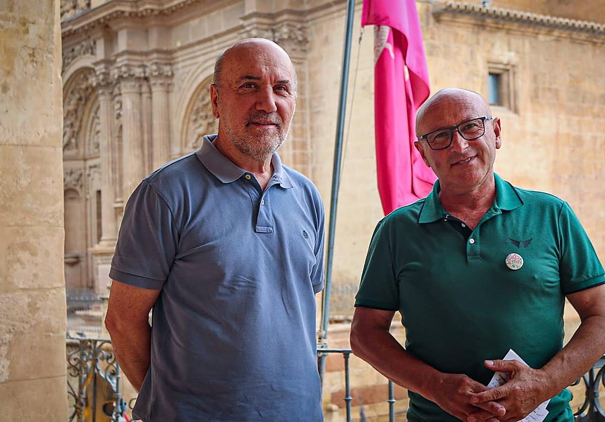 El coordinador regional de IU, José Luis Álvarez-Castellanos, y el portavoz en Lorca, Pedro Sosa.
