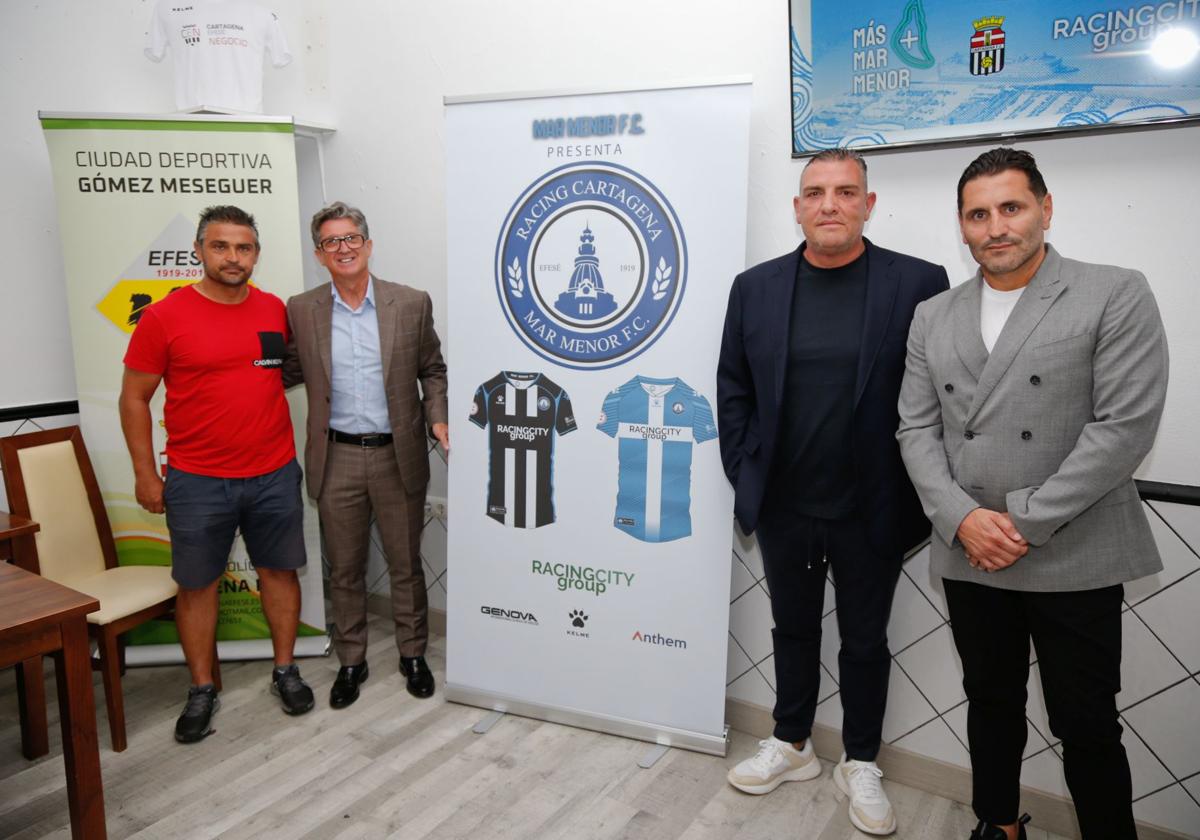 Leo Gómez, Chendo, Daniel Núñez y Morris Pagniello, en julio de 2023, en la presentación del proyecto.