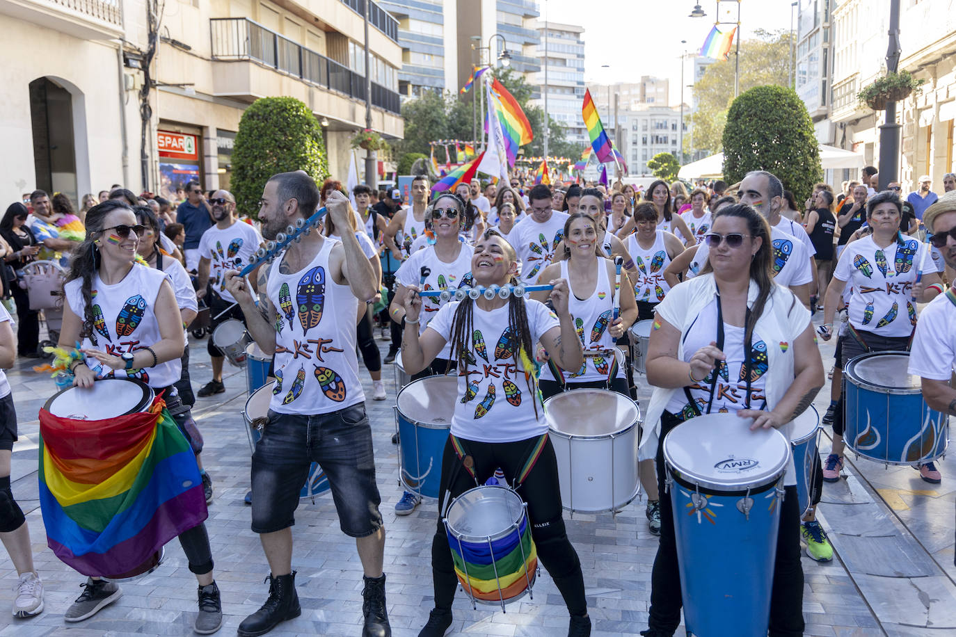 El desfile del Orgullo en Cartagena, en imágenes