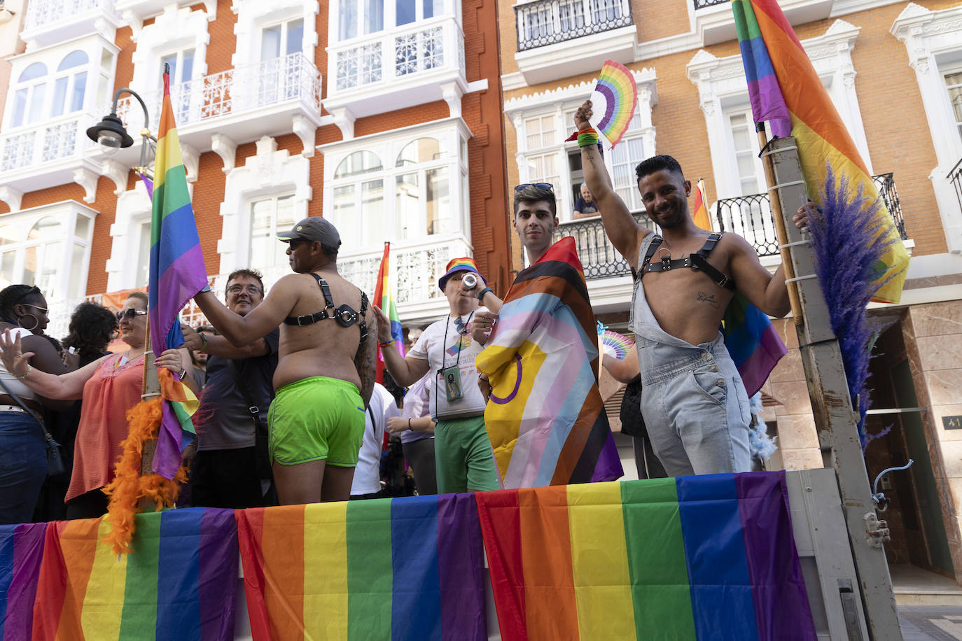 El desfile del Orgullo en Cartagena, en imágenes