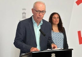 El concejal Antonio Navarro, durante la rueda de prensa posterior a la Junta de Gobierno.