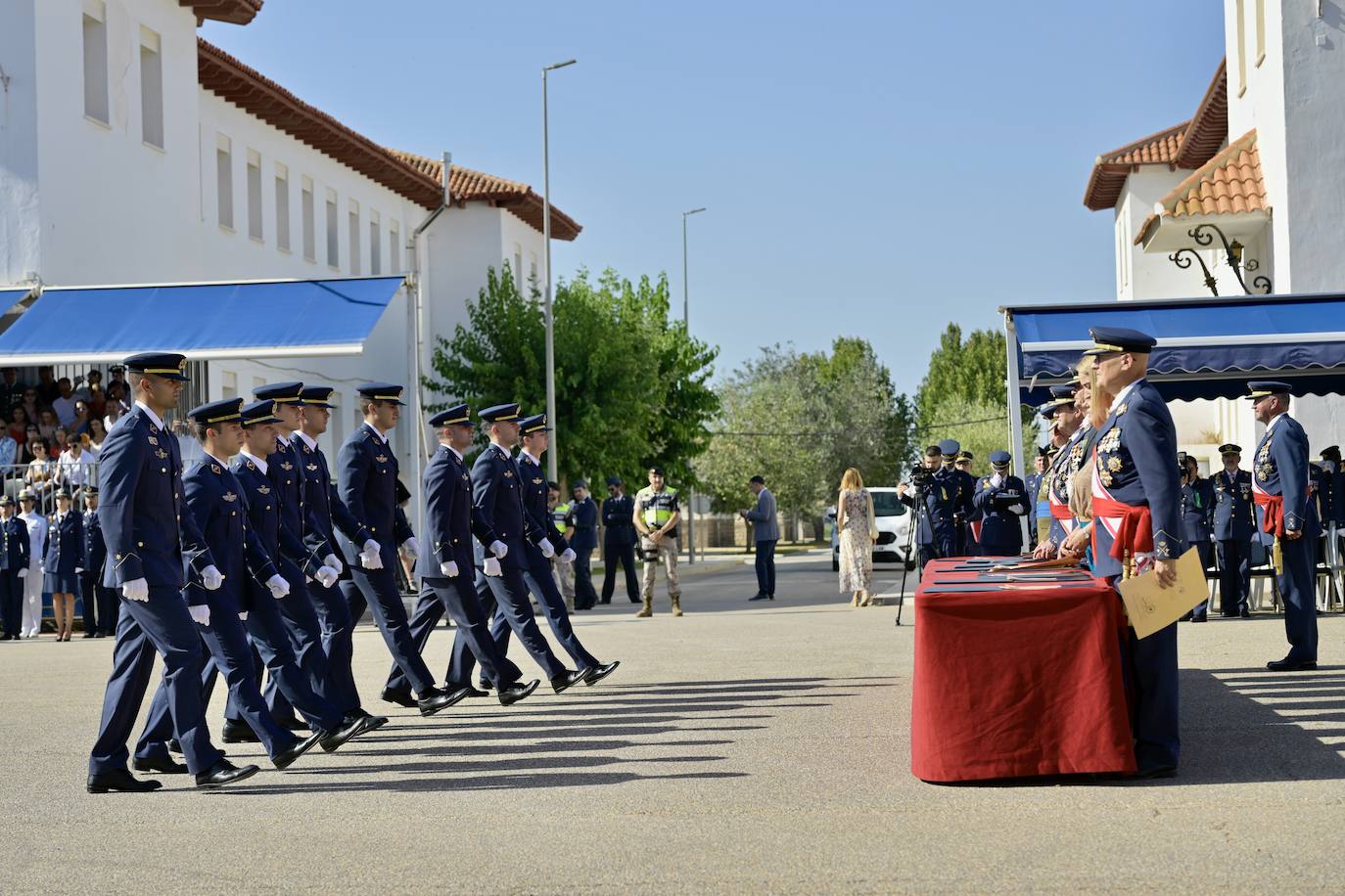 La entrega de Reales Despachos a los nuevos tenientes del Ejército del Aire