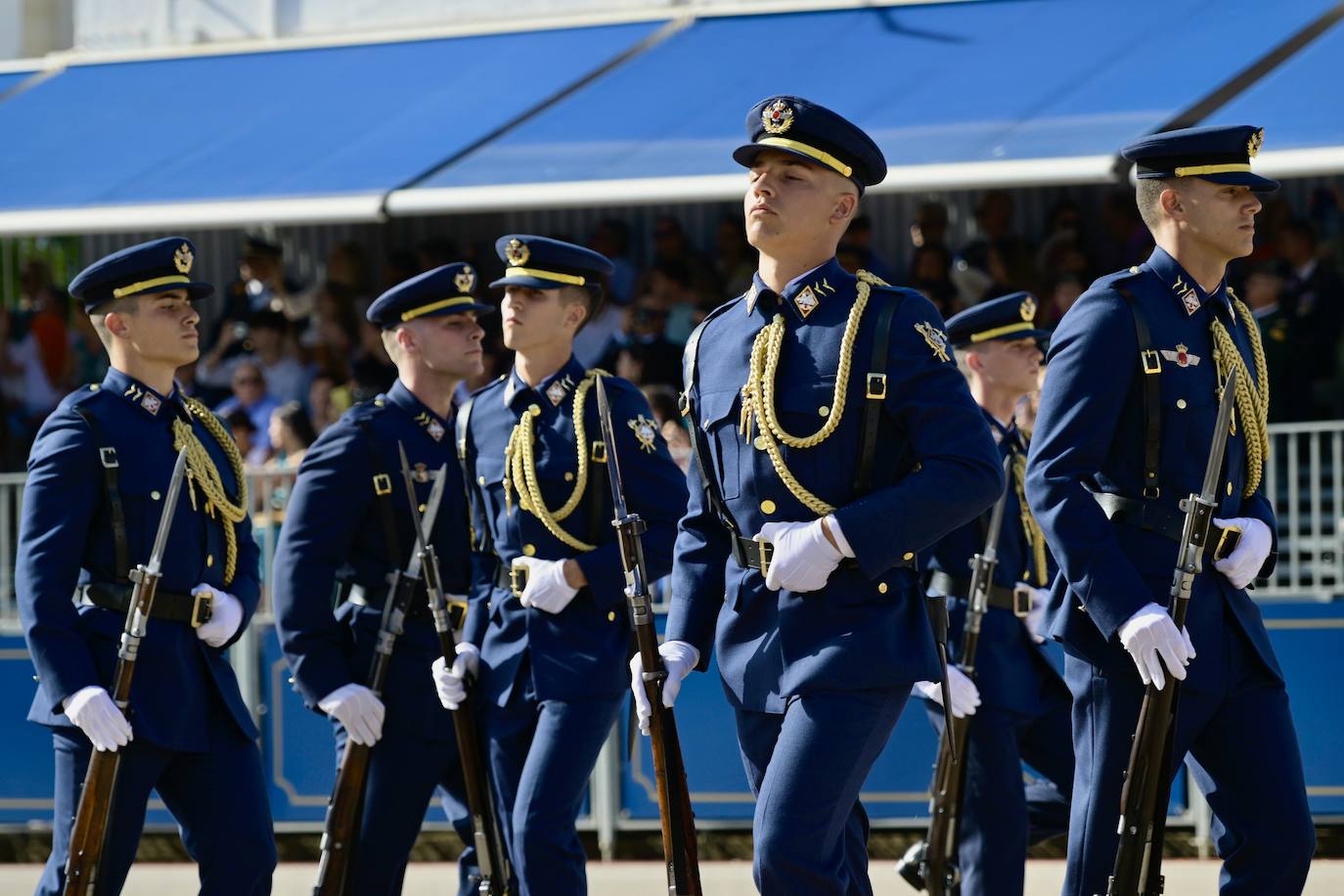 La entrega de Reales Despachos a los nuevos tenientes del Ejército del Aire