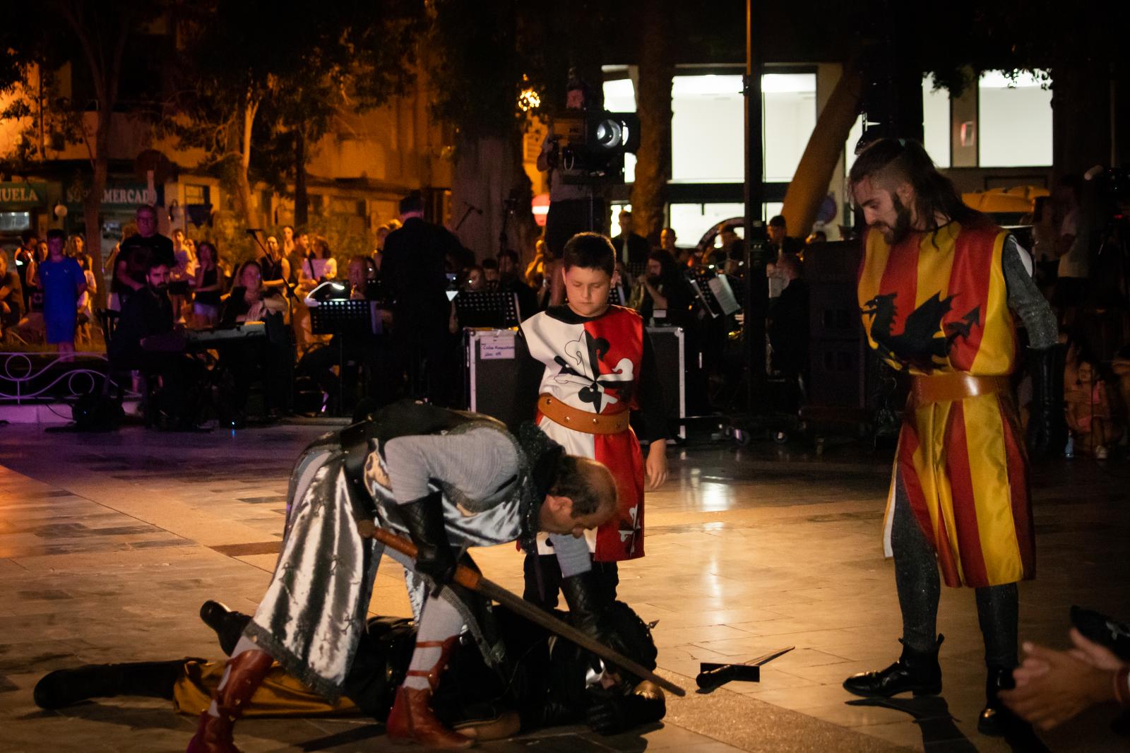 Las imágenes de la representación de la Toma del Castillo en Orihuela