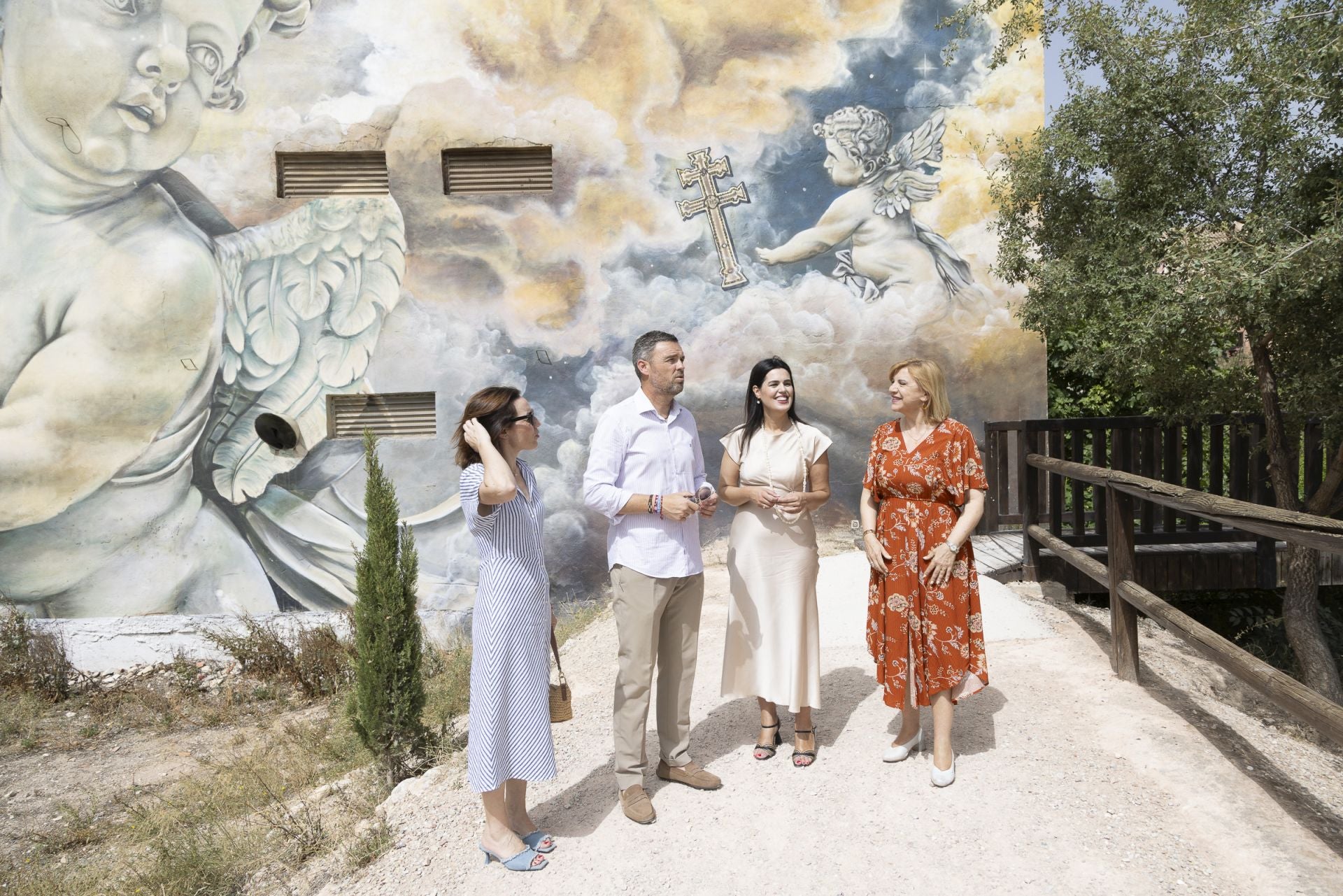 Mónica García, José Francisco García, Miriam Guardiola y Violante Tomás durante la visita.