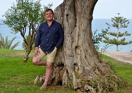 Mar, pinos y olivos. Mariano Zapata en su lugar de veraneo, Campoamor.