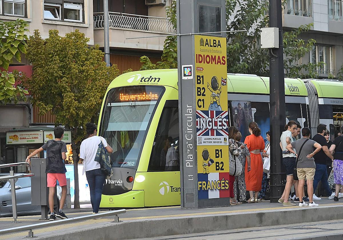 Imagen de archivo del tranvía en Murcia.
