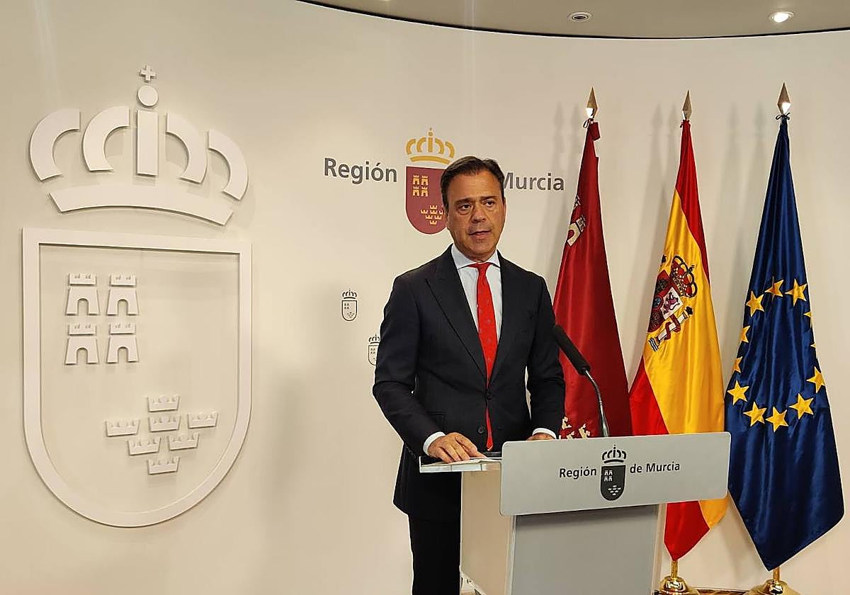 Marcos Ortuño, durante la rueda de prensa, este jueves.
