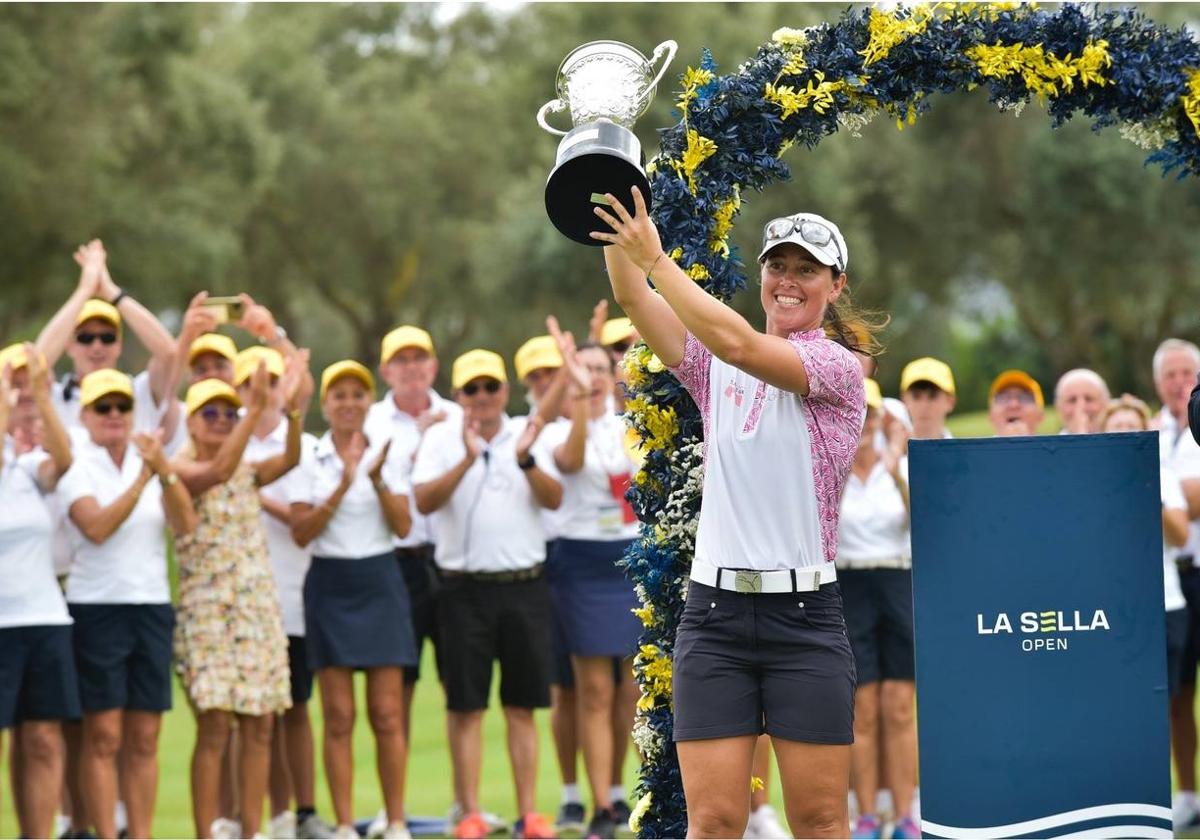 Nuria Iturrioz, la ganadora de La Sella Open 2023.